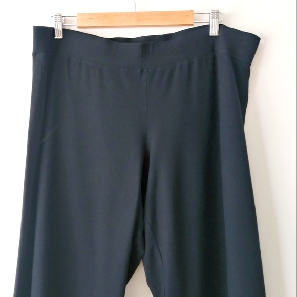 Eileen Fisher Black Straight Leg Pants - Picture 3 of 6